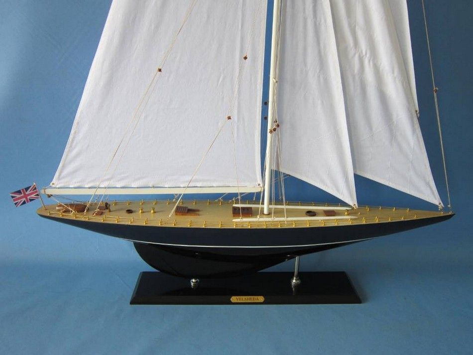 decorative-wood-sailboat-velsheda