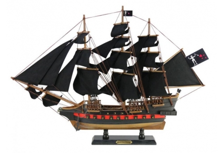 Blackbeard's Queen Anne's Revenge Black Sails Limited Model Pirate Ship