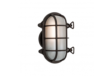 Mariner’s classic nautical design recalls the wind blown sea and salt of coastal areas with its shape evocative of a ship light. 