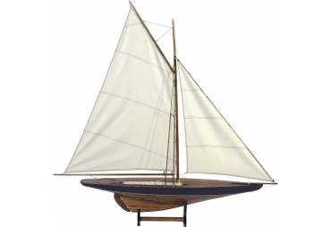 1901 J Class Yacht Model