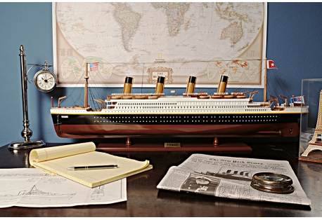 Titanic Boat Model For Decoration 