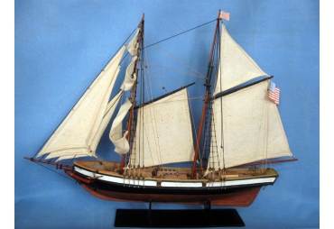 Topsail Schooner Lynx Model Ship 