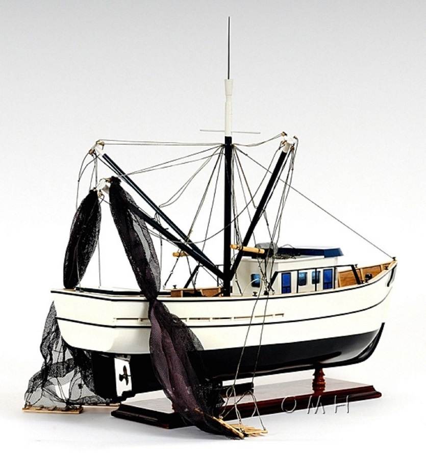 Authentic Wooden Shrimp Fishing Boat Model