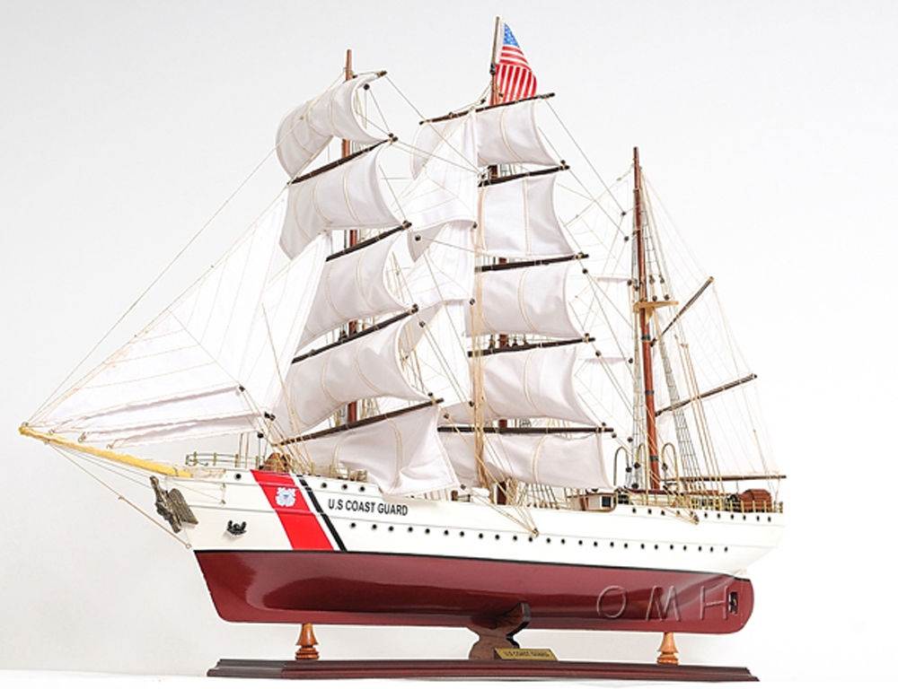 Kilde rapport ukendt USCG Eagle Scaled Wooden Tall Ship Model