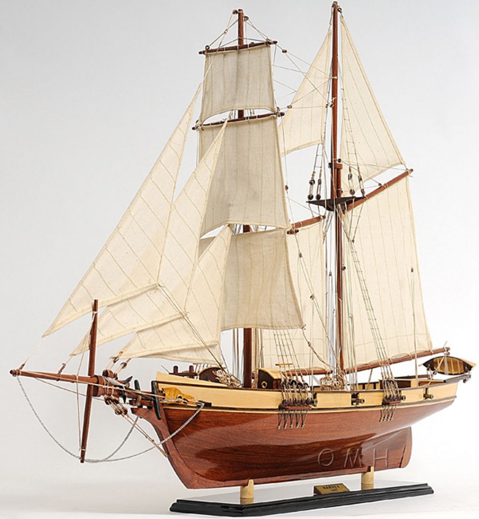 Model Ships and Nautical Decor for Interior Decorating