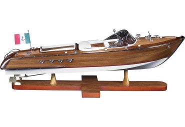 Authentic Models Aquarama Speedboat