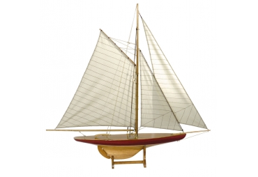 1895 Defender Pond Yacht Model