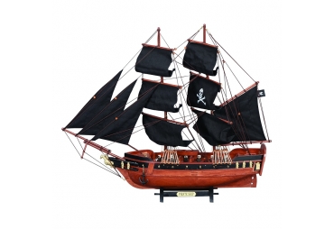 Wooden Pirate Ship Mlodel